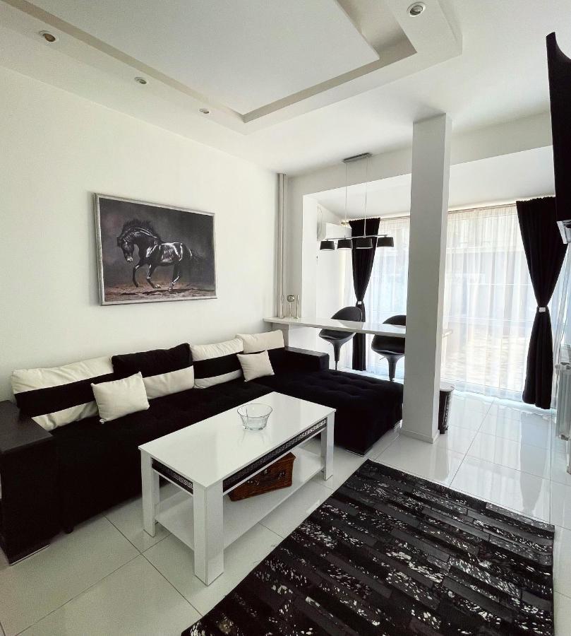 Zero-Waste Studio Apartment In Central 소피아 외부 사진